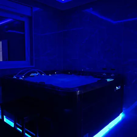 Holiday home Cosy House Spa Privatif